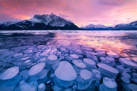 10 Most Amazing Lakes In The World Lake Photos Natural Phenomena