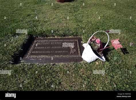 Celebrity final resting places - Forest Lawn Memorial Park Hollywood