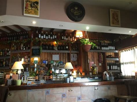 The municipality, largely flat, lies at an average altitude of 711 metres above sea level, with the highest point being el ventorro del cano. Restaurante Cerveceria-sidreria El candil en Alcorcón con ...