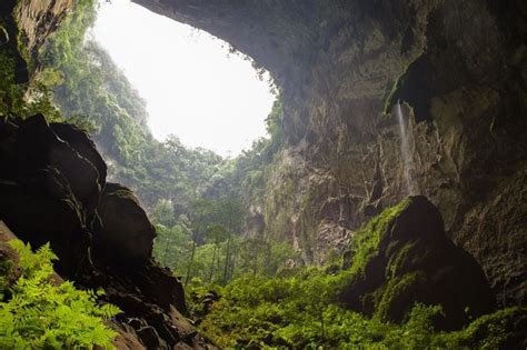 Son Doong The Largest Cave In The World 1000x667 Beautiful Nature