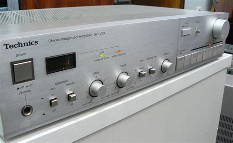 Technics SU V2X Integrated Amplifier AudioBaza