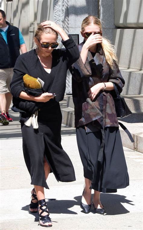 Olsens Anonymous Mary Kate Ashley Out In New York City