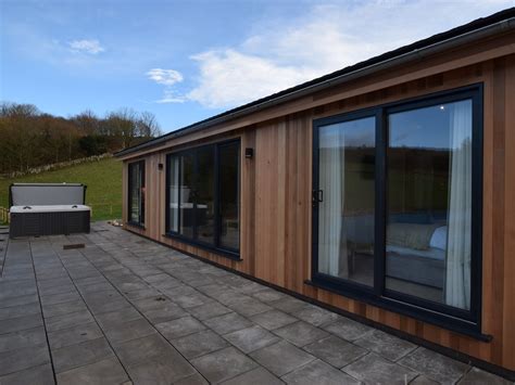 2 Bedroom Log Cabin In Dumfries And Galloway Dog Friendly Holiday