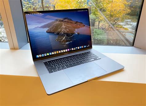 Apples New Macbook Pro Is The Best Laptop You Can Buy But Its Big