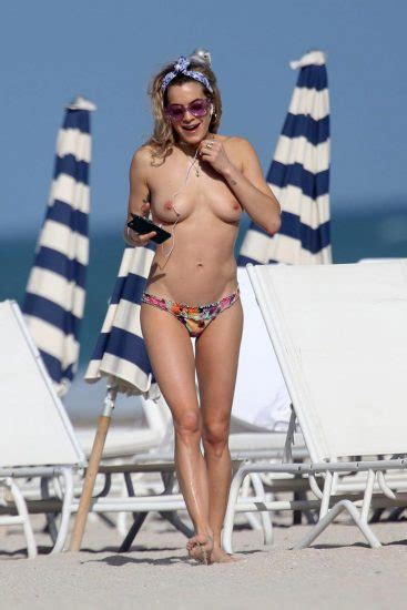 Chelsea Leyland Nude Tits Exposed At Miami Beach Scandal Planet