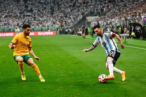 Messi Anota El Gol M S R Pido De Su Carrera En Triunfo De Argentina Por