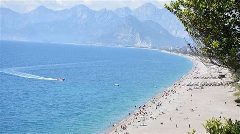 Antalya Gave A Record Signal In Tourism With The Number Of Visitors In