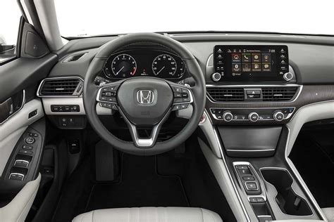Elegant and modern exterior detailing compliments the accord's new, more dynamic design. Honda Pulls Wraps Off All-New 2018 Accord ...