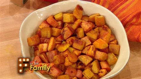 The Only 26 Dishes And Tips You’ll Need For Thanksgiving Rachael Ray Show