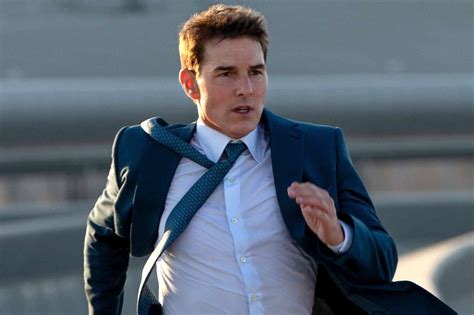 How Tom Cruise Performed Wild Stunt In Mission Impossible 7