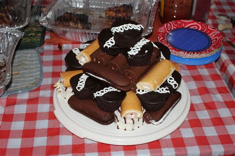 I Made This Redneck Cake For Our Redneck Party So Good And So Easy