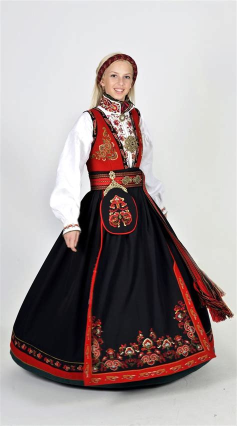 The Norwegian Bunad A Modern Tradition In Norway Norwegian Dress