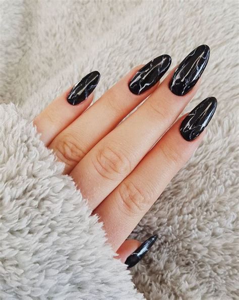 30 Elegant Black Nail Designs The Glossychic