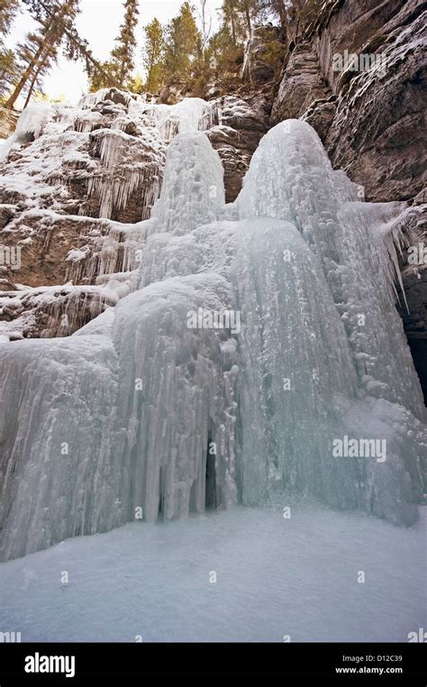 Frozen Waterfall At Maligne Canyon Alberta Canada Stock Photo Alamy