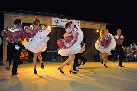 Square Dancers Keep Labor Day Tradition Alive In Prairie Grove