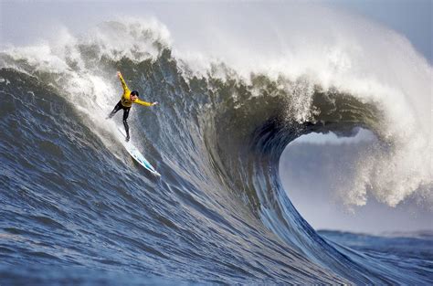 Oceans Best Surfing Spots Big Wave Surfing Surfing Waves
