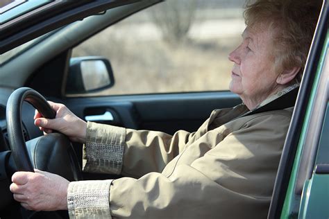 Depending on your auto insurance provider, you might even receive a discounted rate on the course itself. State by State Look at Driving Rules for Older Drivers
