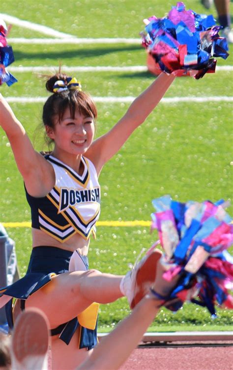 when cheerleaders skimpy clothing malfunctions at just the right time page 15 sharejunkies