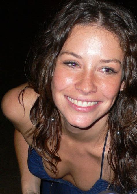 Evangeline Lilly Nude And Sexy Photos The Fappening