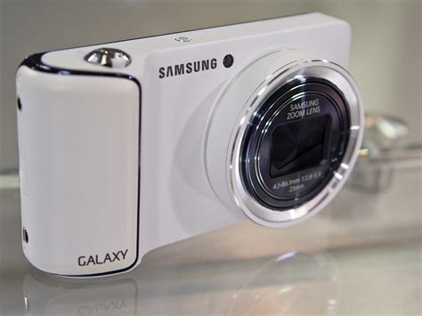 Review Samsungs New Android Powered Galaxy Camera Daniel Goodman 易呗网