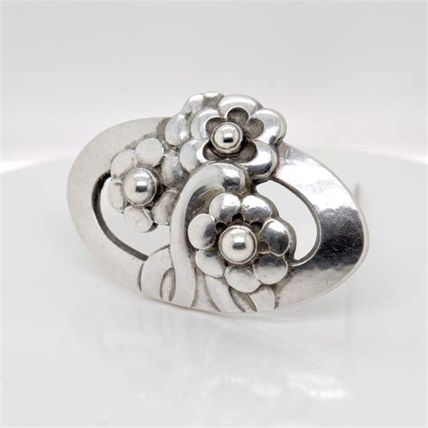 Early Georg Jensen Sterling Silver Flower Brooch No Gem