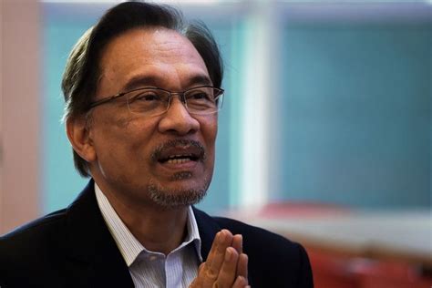 Anwar Ibrahim Bela Putrinya Yang Sebut Mahathir Mantan Diktator