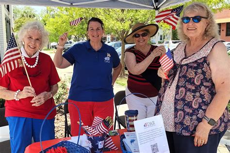 Celebrating The Stars And Stripes The Resident Community News Group