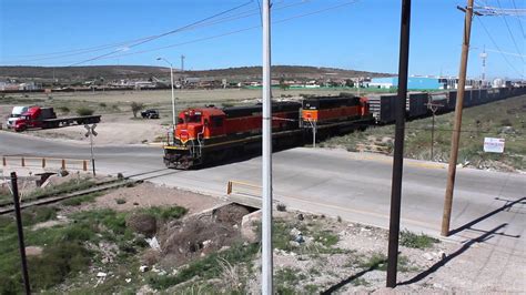 Ferrocarril Coahuila Durango 3155 And 7840 Sobre Cruce Sn Juan Youtube