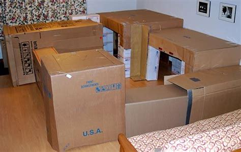 Cardboard Forts Cardboard Box Houses Big Cardboard Boxes