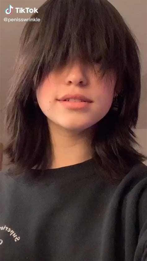 Perfect Short Wolf Cut With Curtain Bangs Straight Hair Trend This