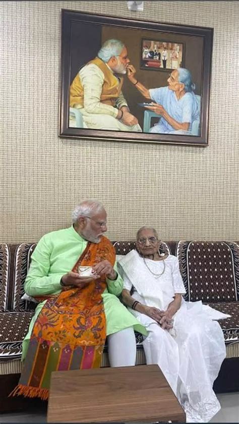 Heeraben Modi Death News Pm Narendra Modis Mother Heeraben Modi Passes Away At 100 India
