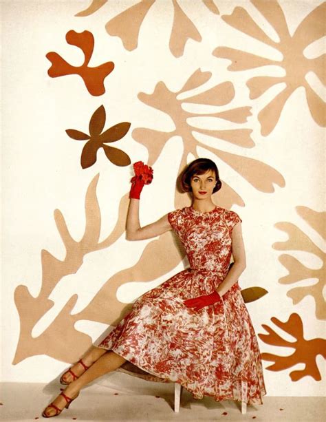 Stunning Photos Show Fashion Designs By Mollie Parnis In The 1950s And