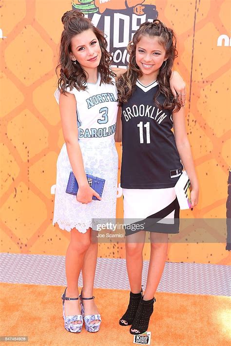 Cree Cicchino And Madisyn Shipman Arrive At Nickelodeon Kids Choice