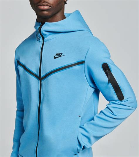 Nike Tech Fleece Blue And White - Communauté MCMS
