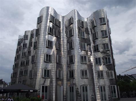 Gehry, is still a crowd puller even though it was. Düsseldorf - Neuer Zollhof | Unterbilk | Neuer Zollhof The ...