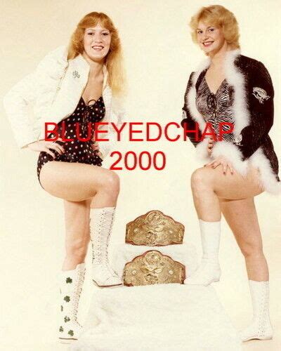 Velvet Mcintyre And Desiree Petersen Girl Wrestler 8 X10 Wrestling Photo