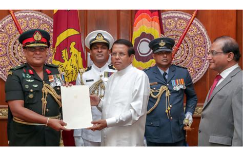New Commander Receives Letter Of Appointment Sri Lanka Army