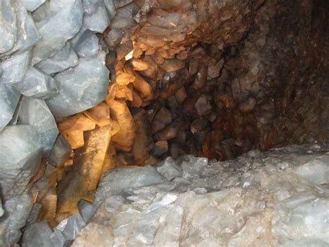 Crystal Cave Ohio How The Largest Geode In The World Was Found Rock