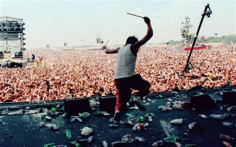 Watch The First Trailer For Upcoming Woodstock 99 Docuseries I Like Your Old Stuff Iconic