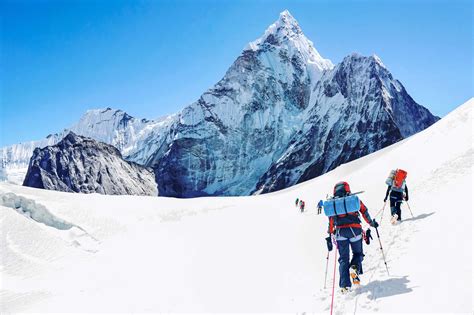 Record Breaking Climbing Season Expected In The Himalayas Global Rescue