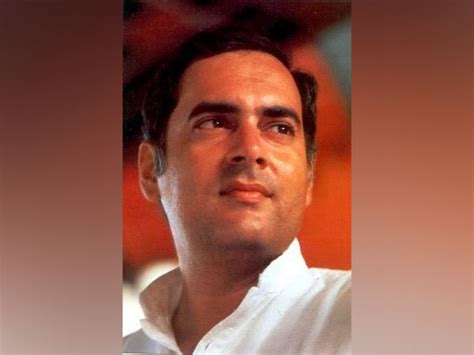 tribute to rajiv gandhi know some interesting facts about the former prime minister of india