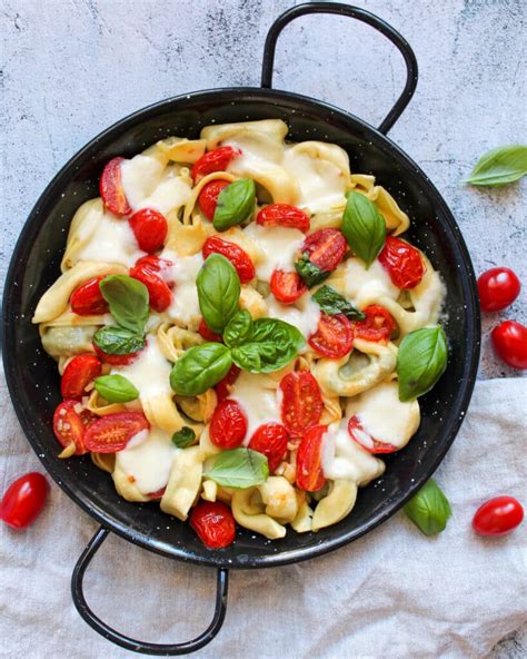 Tortellini Mit Mozzarella Nudelauflauf Und Tomatensauce Rezepte My