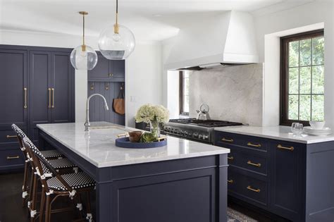Why You Should Consider Navy For Your Kitchen