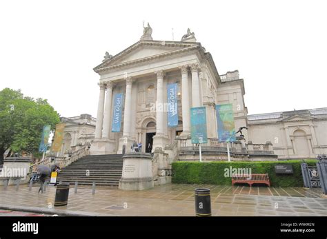 Tate Britain Museum London Uk Stock Photo Alamy