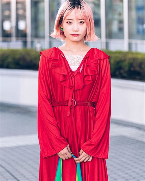 tokyo-fashion-19-year-old-japanese-fashion-student-saya-@-sachannn