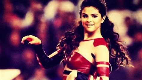 Selena Gomez Als Cheerleaderin Tikonline De