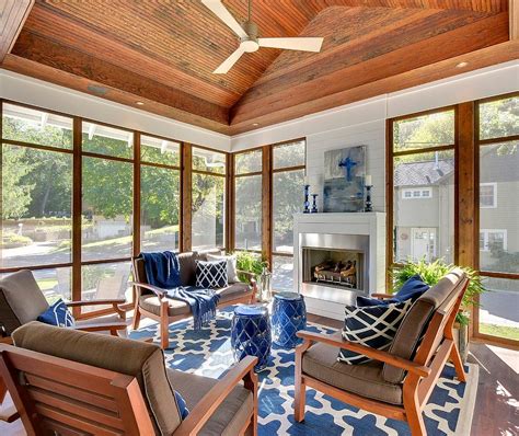25 Cheerful And Relaxing Beach Style Sunrooms