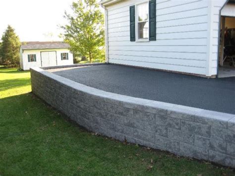 Lay 50 to 100mm of blinding concrete over the. Retaing Wall Q's - DoItYourself.com Community Forums