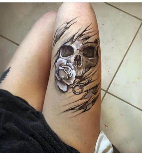 Pin By Ana Teran On Tats Skull Rose Tattoos Skull Thigh Tattoos Feminine Skull Tattoos
