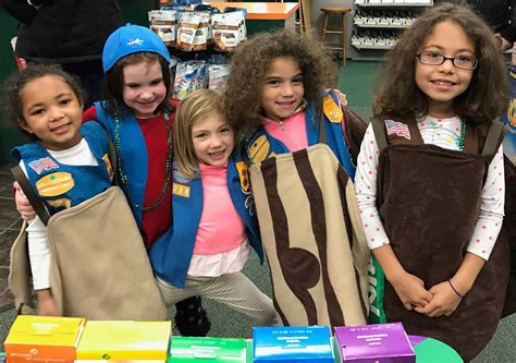 Girl Scouts Selling Cookies At A Community Booth Near You Illinois